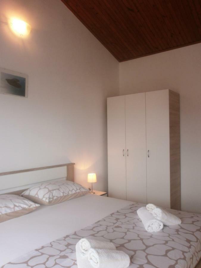 Apartmani Ljubica Kaštela エクステリア 写真