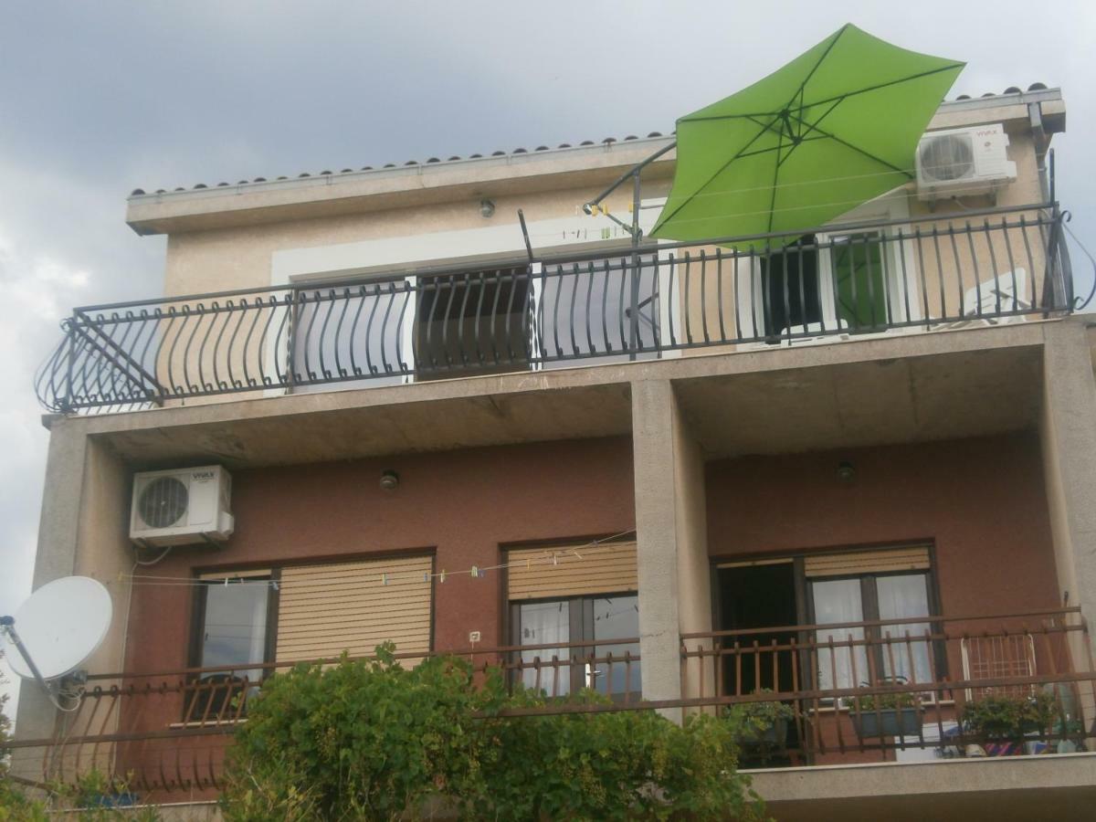 Apartmani Ljubica Kaštela エクステリア 写真